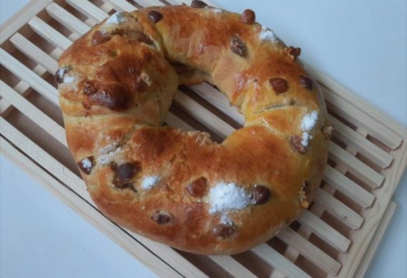 Bolo Rainha com maça, chila e canela