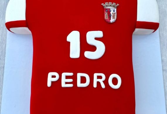 Bolo de Cenoura e Ganache de Chocolate