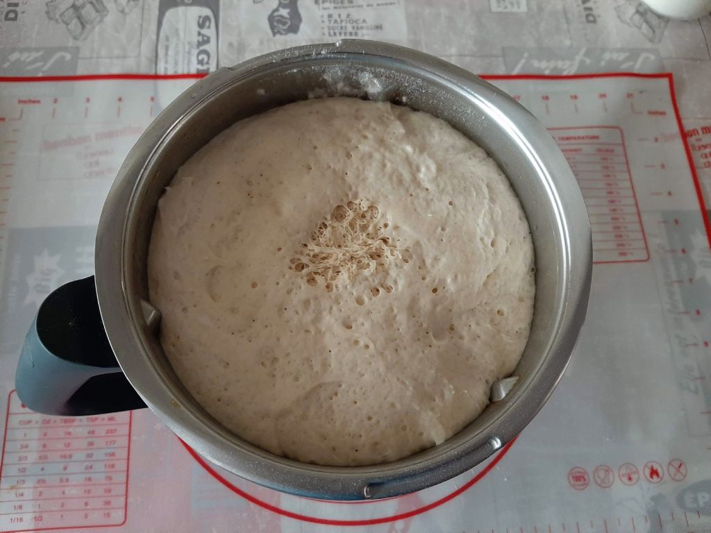 Pão com Chouriço